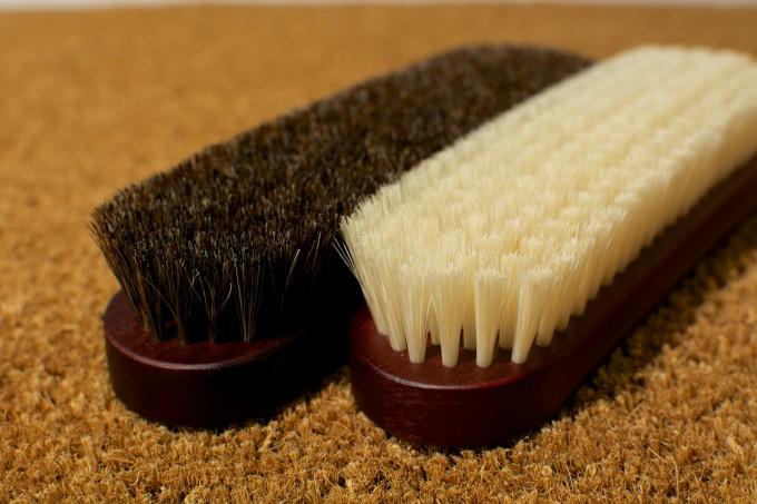 Hirano brush