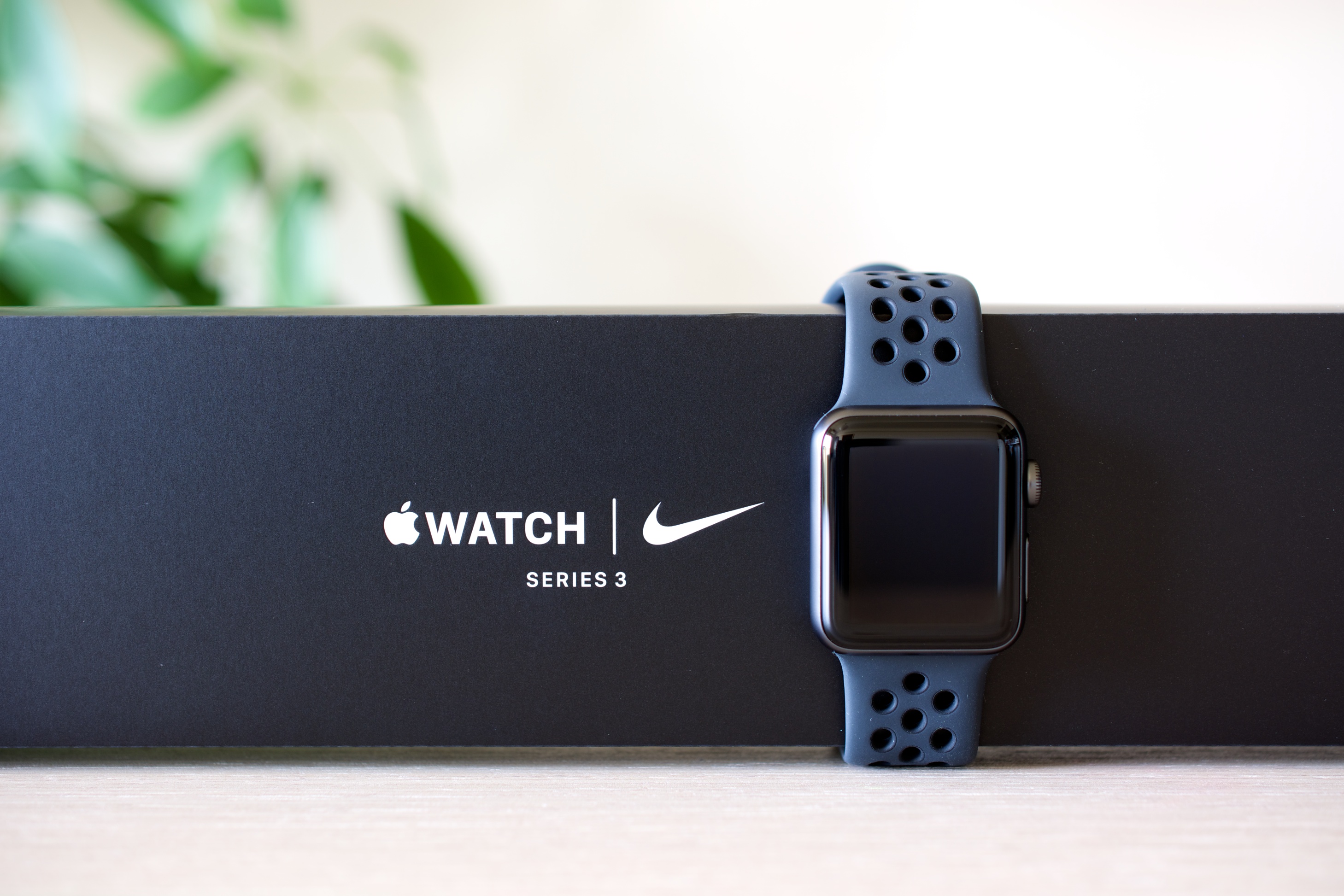 Apple Watch アップルウォッチ　NIKE シリーズ3